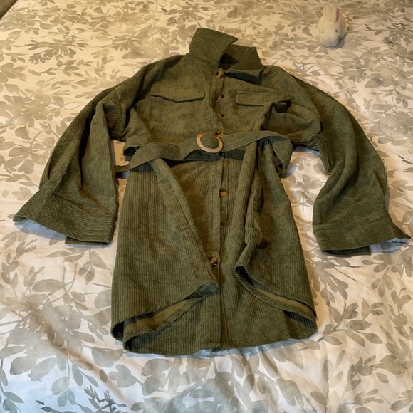 NWT mini corduroy dress in olive green. - Picture 5 of 5